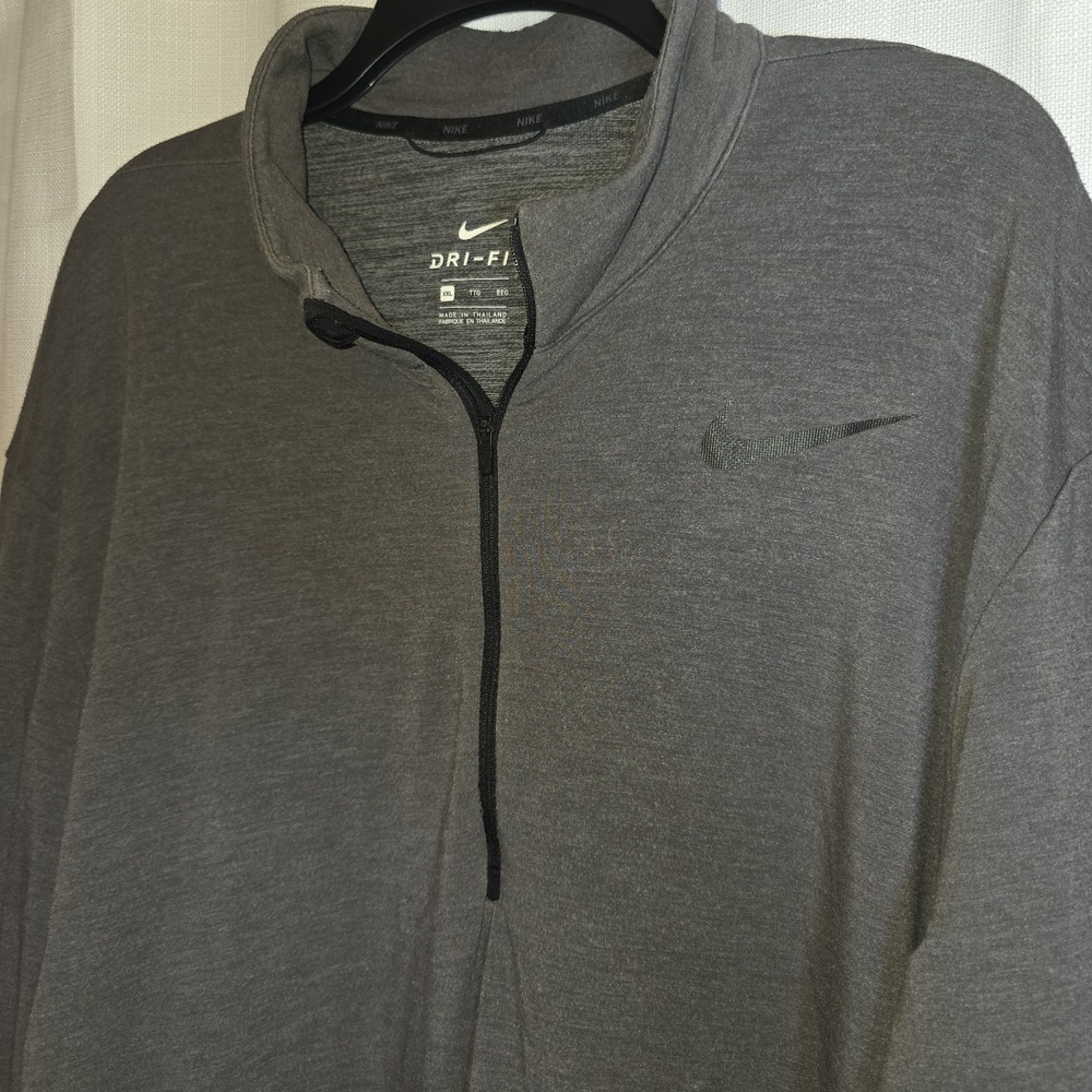 Nike Sweater‎ Mens XXL Gray 1/4 Zip Pullover DriFIT Sweatshirt Mock Neck Casual